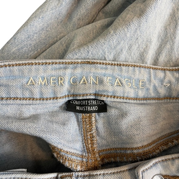 AMERICAN EAGLE MOM JEAN Comfort Stretch Waistband Light Wash Distressed Jeans 2 - Picture 15 of 16
